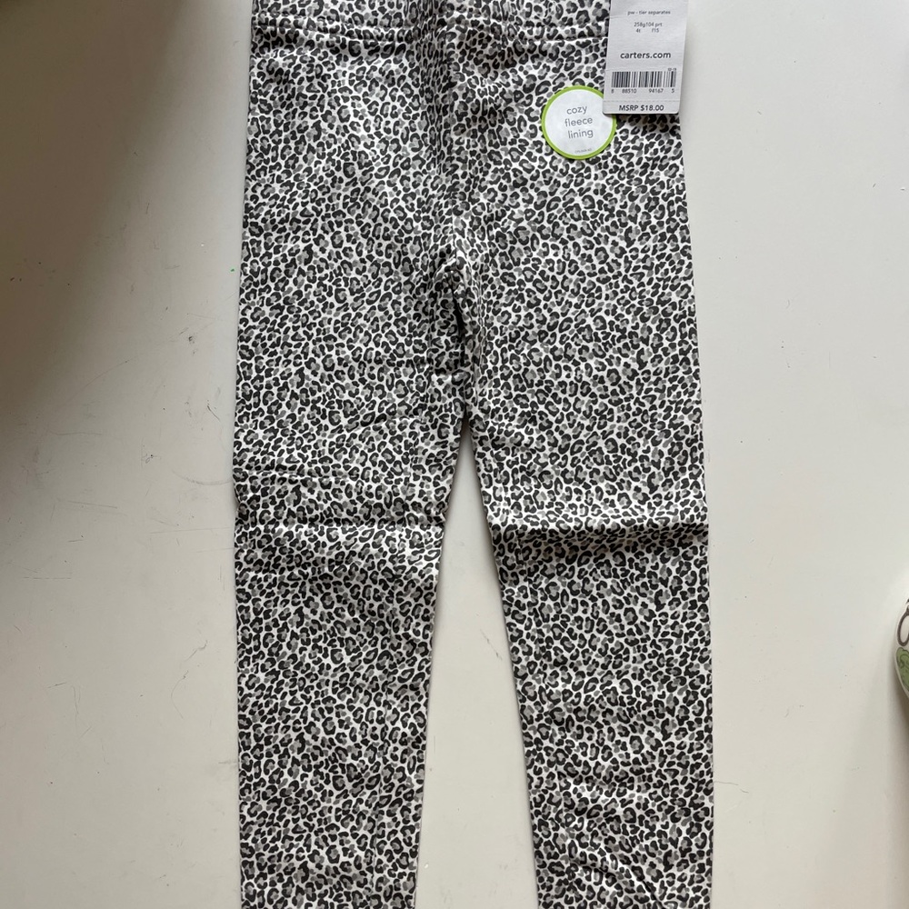 Adorable Carter’s fleece lined leopard print leggings NWT 4T